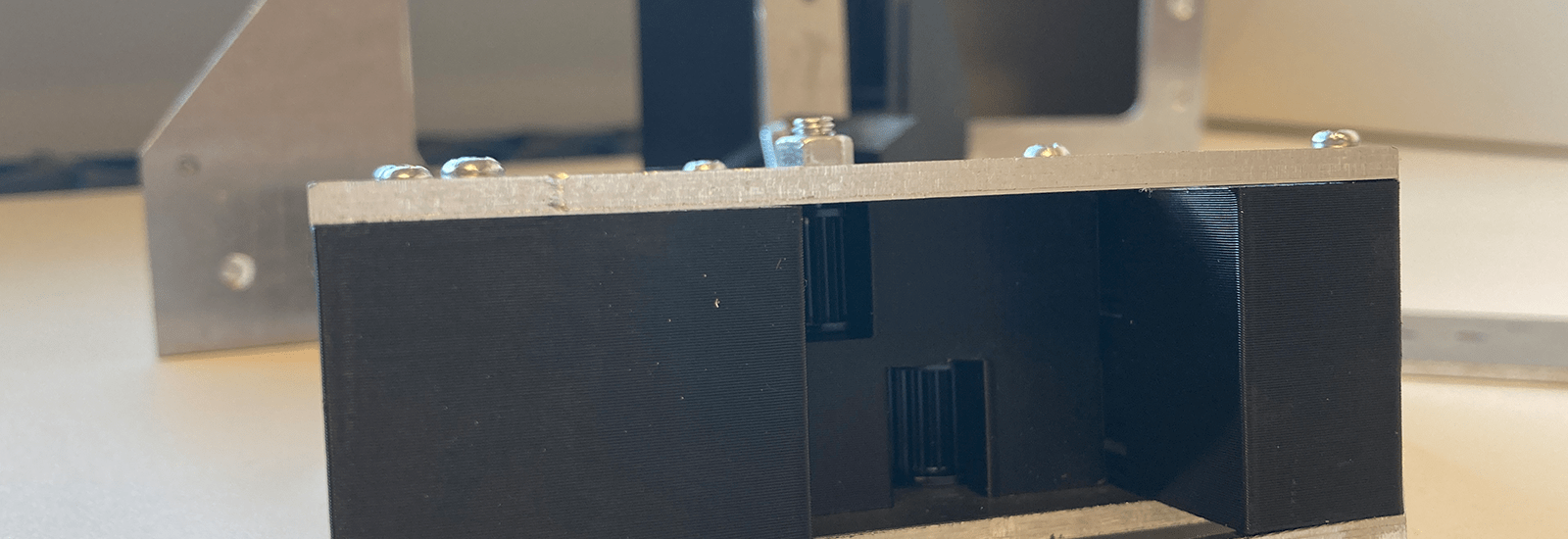 Allstar-Maschinenbauteil kombiniert aus 3D-Druck und CNC