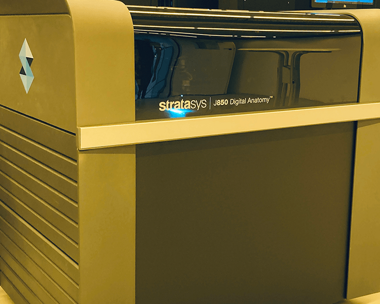Stratasys J850 Digital Anatomy – PolyJet-3D-Druck für realistische Bauteile mit Farben, Transparenz und Materialvielfalt